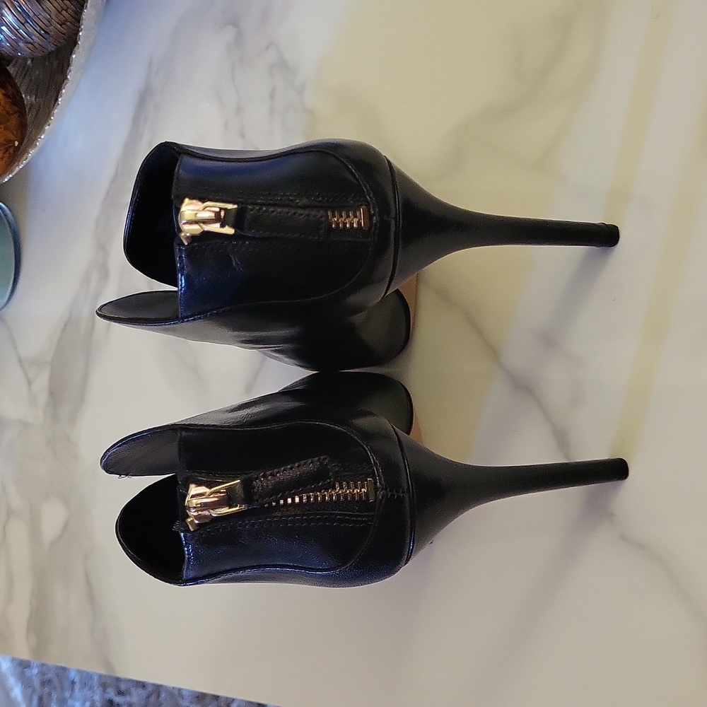 Shoes - Picture 3 of 5